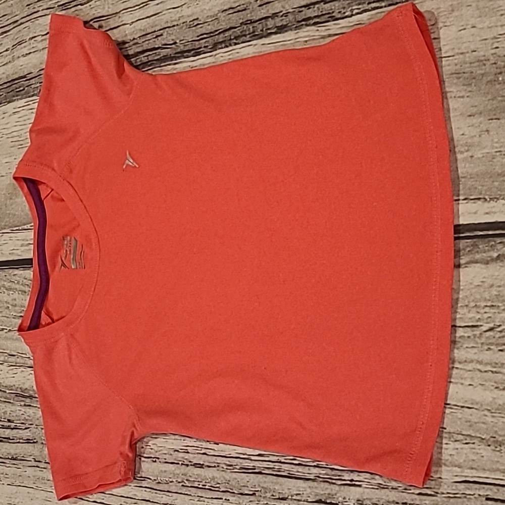 Old Navy Girls Active Tee - Size 8